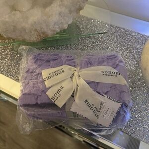 Sonoma Lavender Eye Spa Mask in Bellflower Rose Purple NEW
